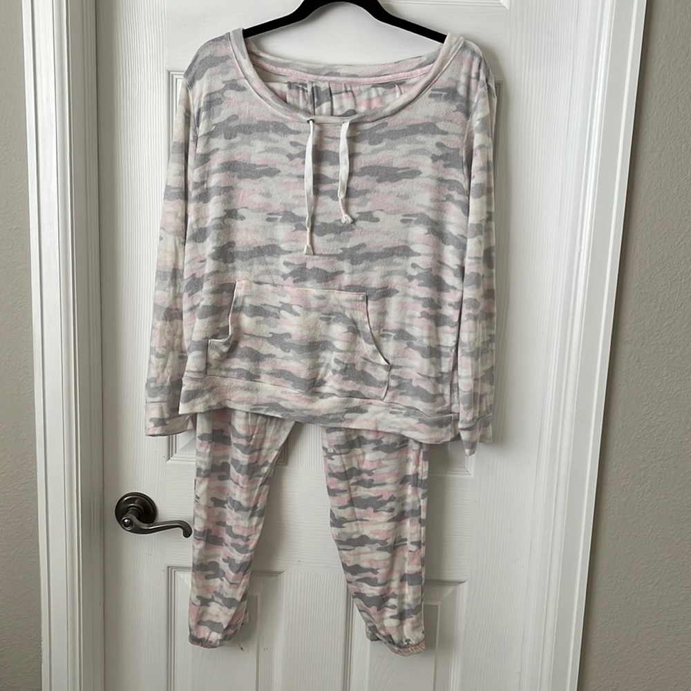 Pink camo pajama set
